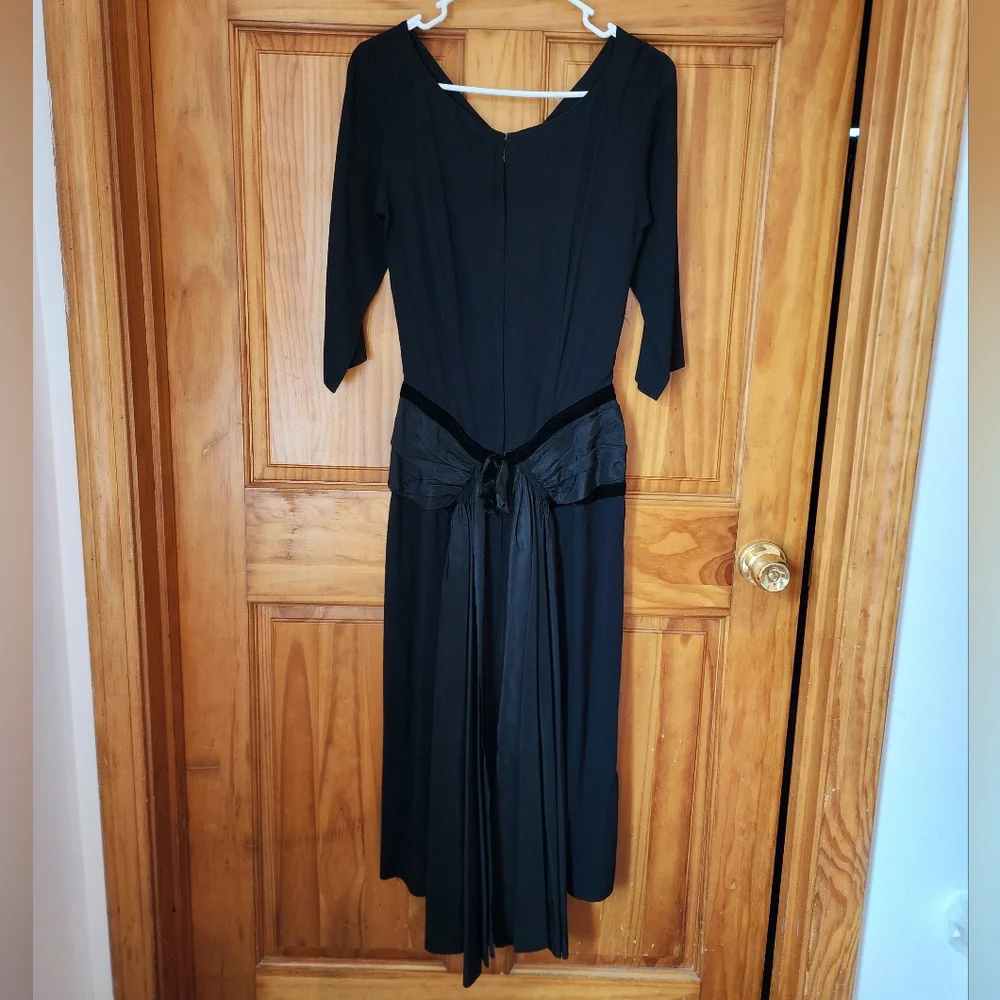 Vintage 40s/50s Frank Tisch Mr. T Dress 🖤 - Picture 6 of 11